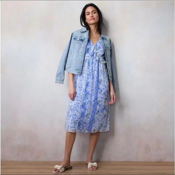 NWT LC Lauren Conrad Floral Print Pleated Empire Waist Chiffon V-Neck Midi Dress - Picture 1 of 16